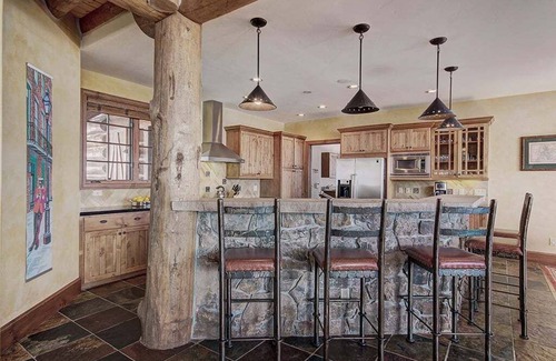 Breckenridge House | Experience luxury at Ten Mile Estate, stunning mountain views and ample amenities!