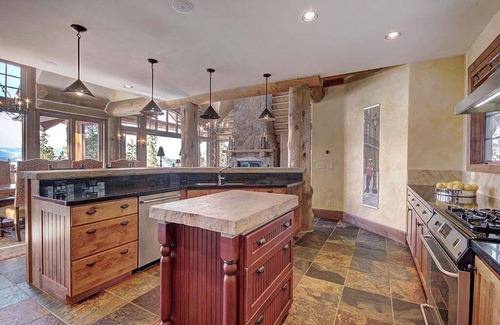 Breckenridge House | Experience luxury at Ten Mile Estate, stunning mountain views and ample amenities!