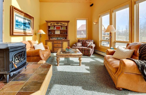Warm Springs Cabin | Fairplay Vacation Rental w/ Views & On-Site Trails