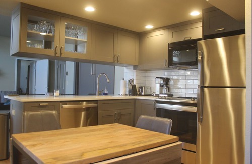 Mountain Village Condo | FALL SPECIAL! 1BR/2Bth Overlook Sunset Plaza-VIEWS, garage parking, fireplace