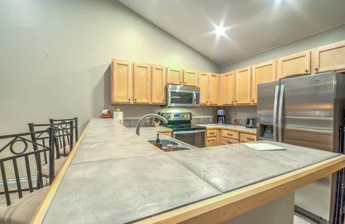 Steamboat Springs House | Family-Friendly Mountain Townhome with Spacious Layout & Great Amenities – Q
