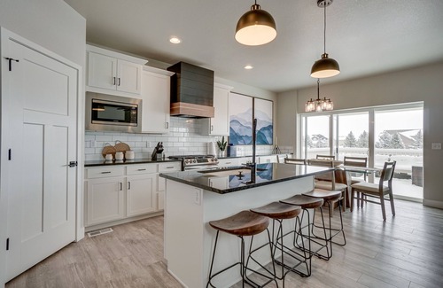 Windsor House | Family-Friendly Townhome ~ 2 Mi to Windsor Lake!
