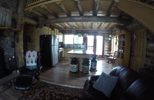 Delta Cabin | Find peace and adventure on the Gunnison River, just minutes from Delta!