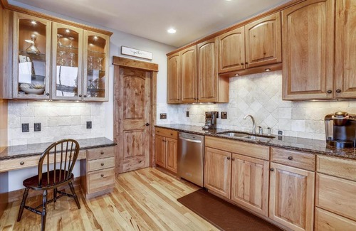 Woodmoor House | Firelight Luxury townhouse