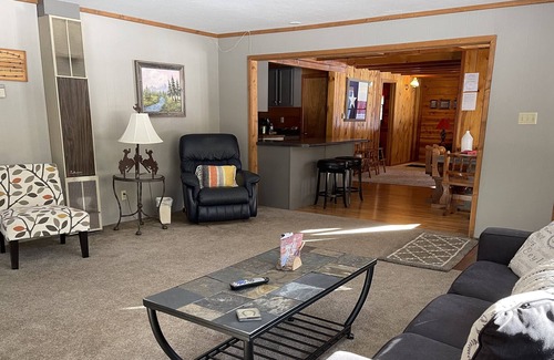 Bayfield House | Fireside - 6 Bedroom, 4 Bath Home