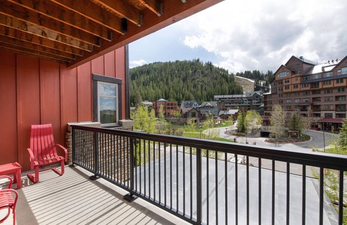 Winter Park Condo | Fraser Crossing/Founders Pointe, Condo | Ski Slope View (Premium-Rated Condo 4340)