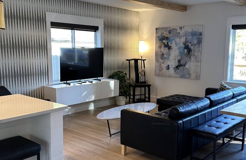 Edgewater House | Fresh! New! Beautifully and completely furnished!