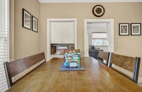 Colorado Springs House | Game Parlour! Downtown Workspace BBQ Fire Pit