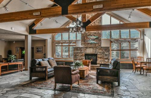 Mountain House House | Gateway Lodge 5096 by SummitCove Lodging