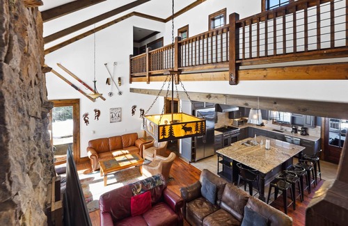 Keystone House | Great for Big Groups, Mile from Lifts, High End Finishes, Huge Deck, Hot Tub