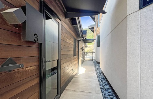 Aspen Condo | Guest Favorites at 10% Off! Stay 3 nights through Nov
