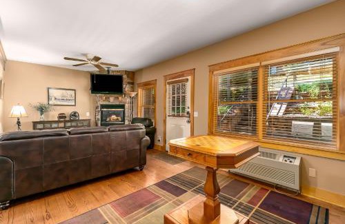 Estes Park Apartment | Hallett Peak 101 Condo