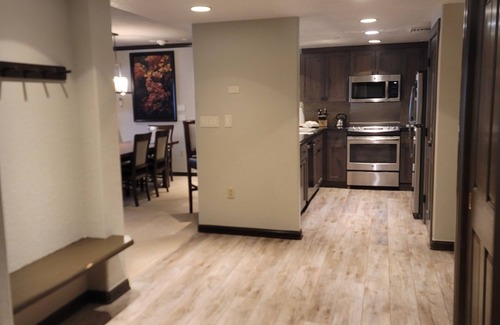 Highlands Townhomes Resort | Heart of Beaver Creek Village- 3-bedroom/3-bath Condo in St. James Place.