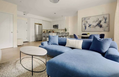Olde Town Arvada Condo | Heart of Olde Town | Urban Retreat | 95 Walk Score