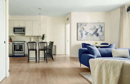Olde Town Arvada Condo | Heart of Olde Town | Urban Retreat | 95 Walk Score
