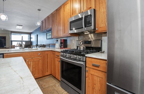 Steamboat Springs Condo | Heated Pool & Hot Tub! Walk to Slopes - Ground Level Unit w/W/D