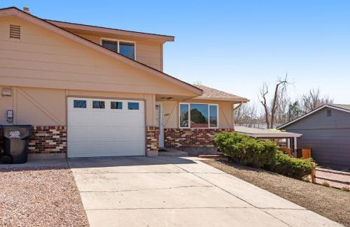 Northeast Colorado Springs House | High Chaparral