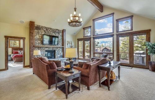 The Highlands House | Highlands Getaway home