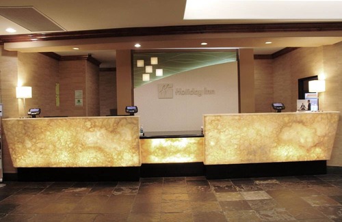 Lakewood Hotel | Holiday Inn Denver Lakewood, an IHG Hotel