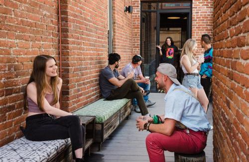 Ballpark Hostel | Hostel Fish
