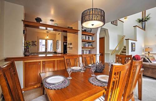 Keystone House | Hot Tub & Grilling Area: Keystone Townhome!