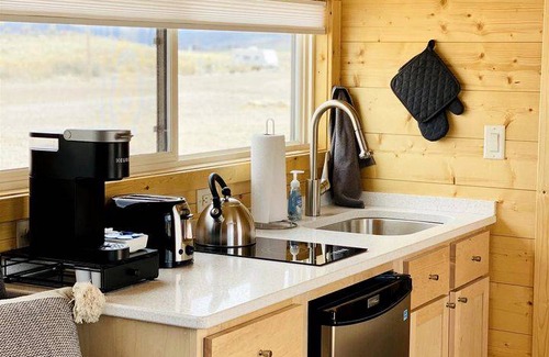 Meeker House | House ∙ 1 bedroom ∙ 4 guests