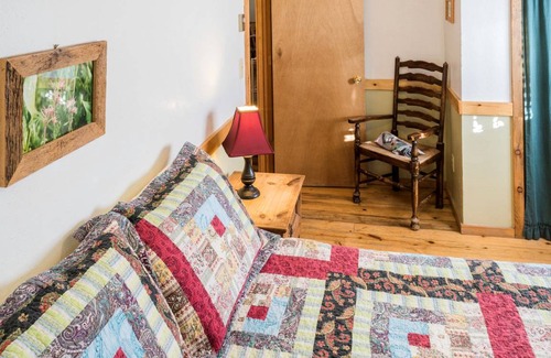 Clark House | House ∙ 1 bedroom ∙ 4 guests