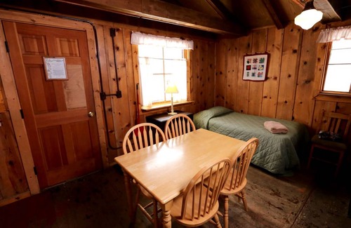 Clark House | House ∙ 1 bedroom ∙ 5 guests