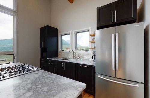 Mount Crested Butte House | House ∙ 1 bedroom ∙ 4 guests