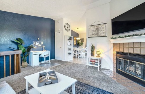 Broadmoor House | House ∙ 2 bedrooms ∙ 4 guests