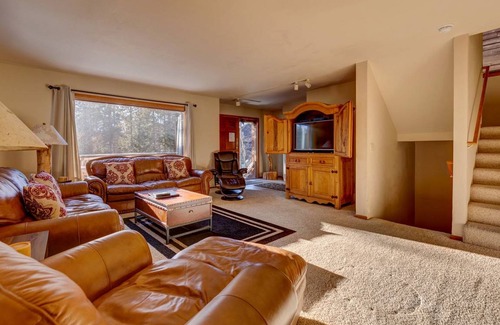 Baldy Mountain House | House ∙ 3 bedrooms ∙ 9 guests