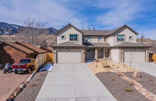 Colorado Springs House | House ∙ 4 bedrooms ∙ 10 guests