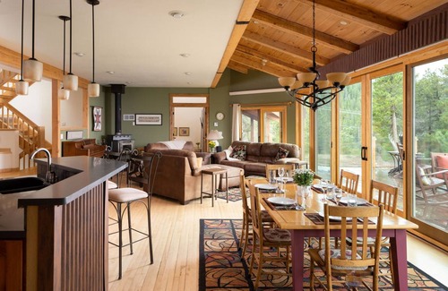 Coal Creek House | House ∙ 4 bedrooms ∙ 8 guests