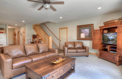 South Fork House | House ∙ 4 bedrooms ∙ 10 guests