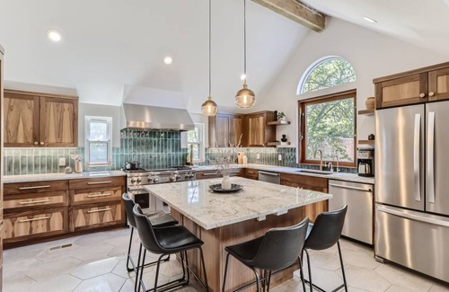 North Park Hill House | House ∙ 5 bedrooms ∙ 12 guests
