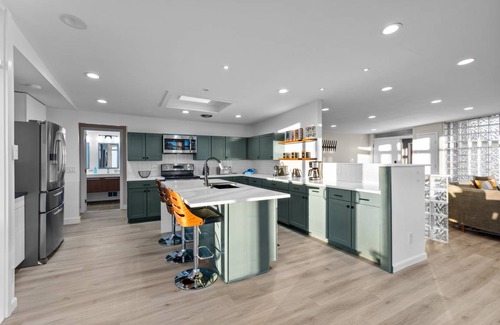 Northglenn House | House ∙ 5 bedrooms ∙ 10 guests