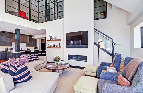 Vail Condo | Iconic 5 Bedroom Penthouse at the Ritz-Carlton by RedAwning - Save 20% on 7+ Nights!