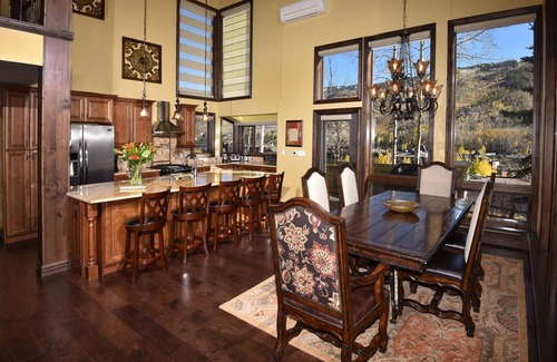 Vail House | Impeccable Platinum Rated 5-Bedroom Home Private Hot Tub, Amazing Views