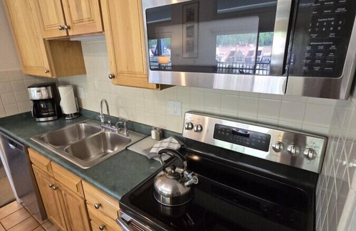 Vail Apartment | In the heart of Vail 2 bed 2 bathroom whole condo