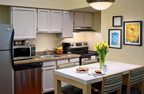East Colorado Springs Apartment | Indulge in Home Like comfort! Pool, Full Kitchen, Near Pikes Peak Center!