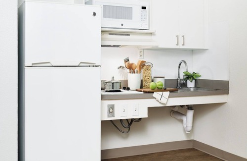 Rockrimmon Hotel | InTown Suites Extended Stay Colorado Springs
