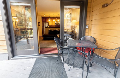 Mountain House Apartment | Key Condo #2939 by Summit County Mountain Retreats