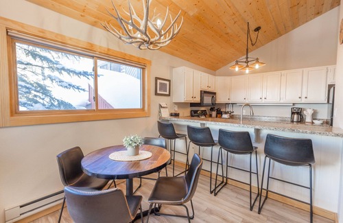 Keystone Condo | Keystone Condo Close to Shuttle, but Quiet & Peaceful Mountain Location!