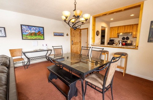 Lakeside Village Condo | Keystone Condo w/Panoramic Lake and Mountain Views, Shared Hot Tub & Sauna