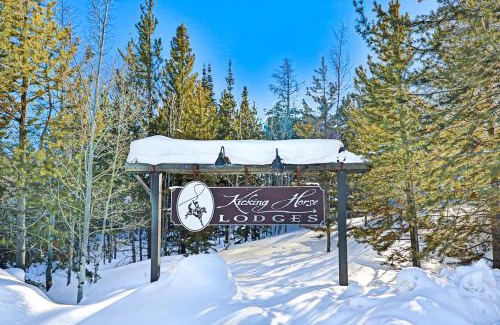 Granby Apartment | Kicking Horse Lodges 4-205