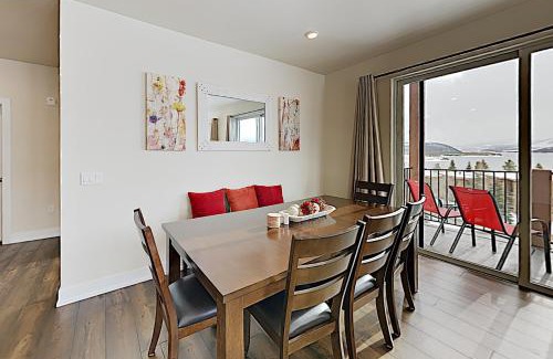 Dillon Apartment | La Bonte Townhomes Unit 304