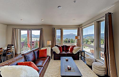Dillon Apartment | La Bonte Townhomes Unit 304