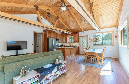 Villa Grove House | La Casita at Red Moon Ranch