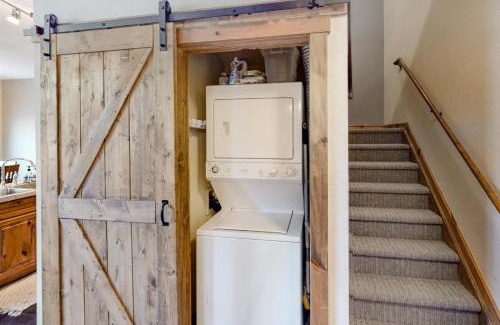 Lakeside Village Apartment | Lakeside Village 3 Bedroom Townhome At The Seasons In Keystone