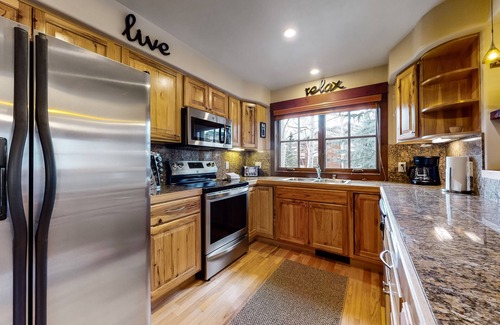 Steamboat Springs Condo | Large & Attractive Condo Near Steamboat Lifts w/WiFi, Shared Hot Tub, & W/D